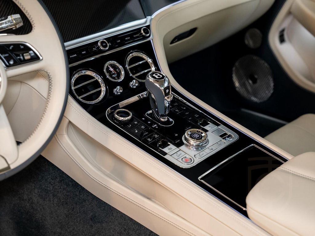 Bentley Continental GT Speed W12 Schiebedach+Garantie bi