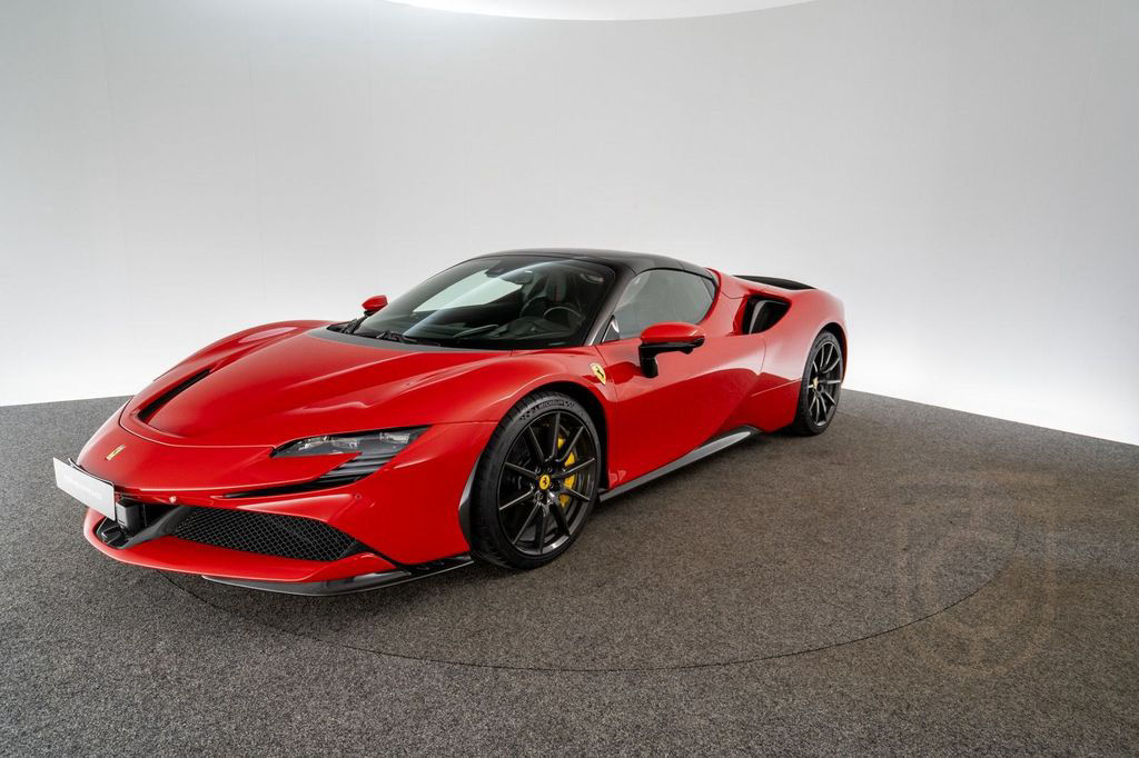 Ferrari SF90 Spider FERRARI SINGEN