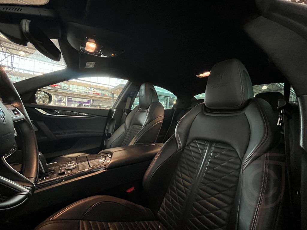 Maserati Ghibli 3.8 V8 Trofeo*B&W*CARBON EXT.*F.ASSIST*