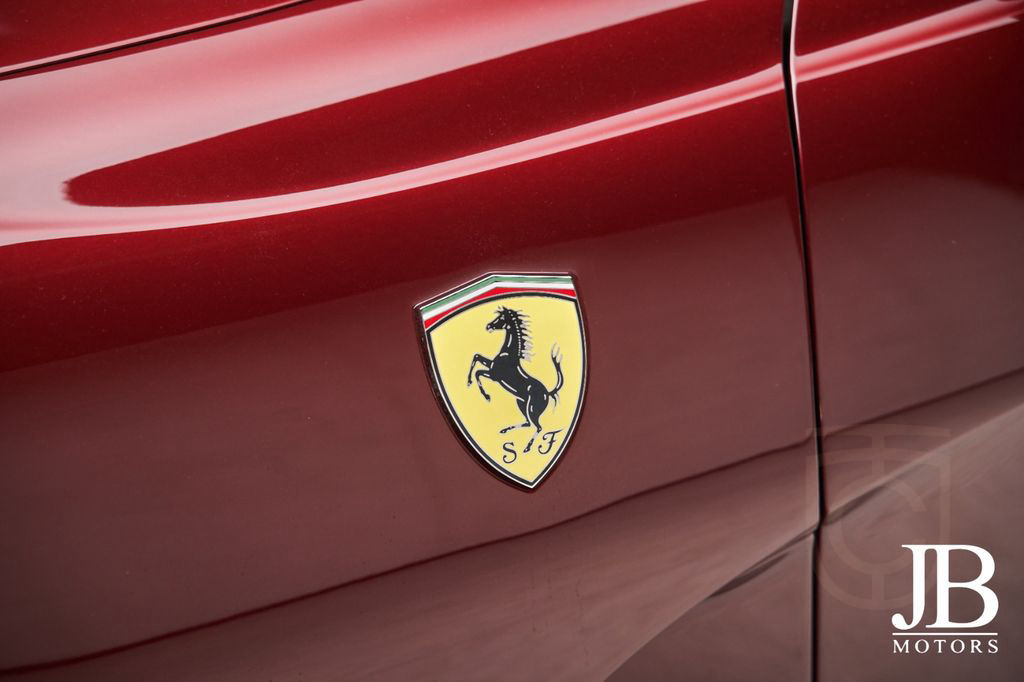 Ferrari 812 GTS Lift Full Carbon Passenger JBL 360° NEW