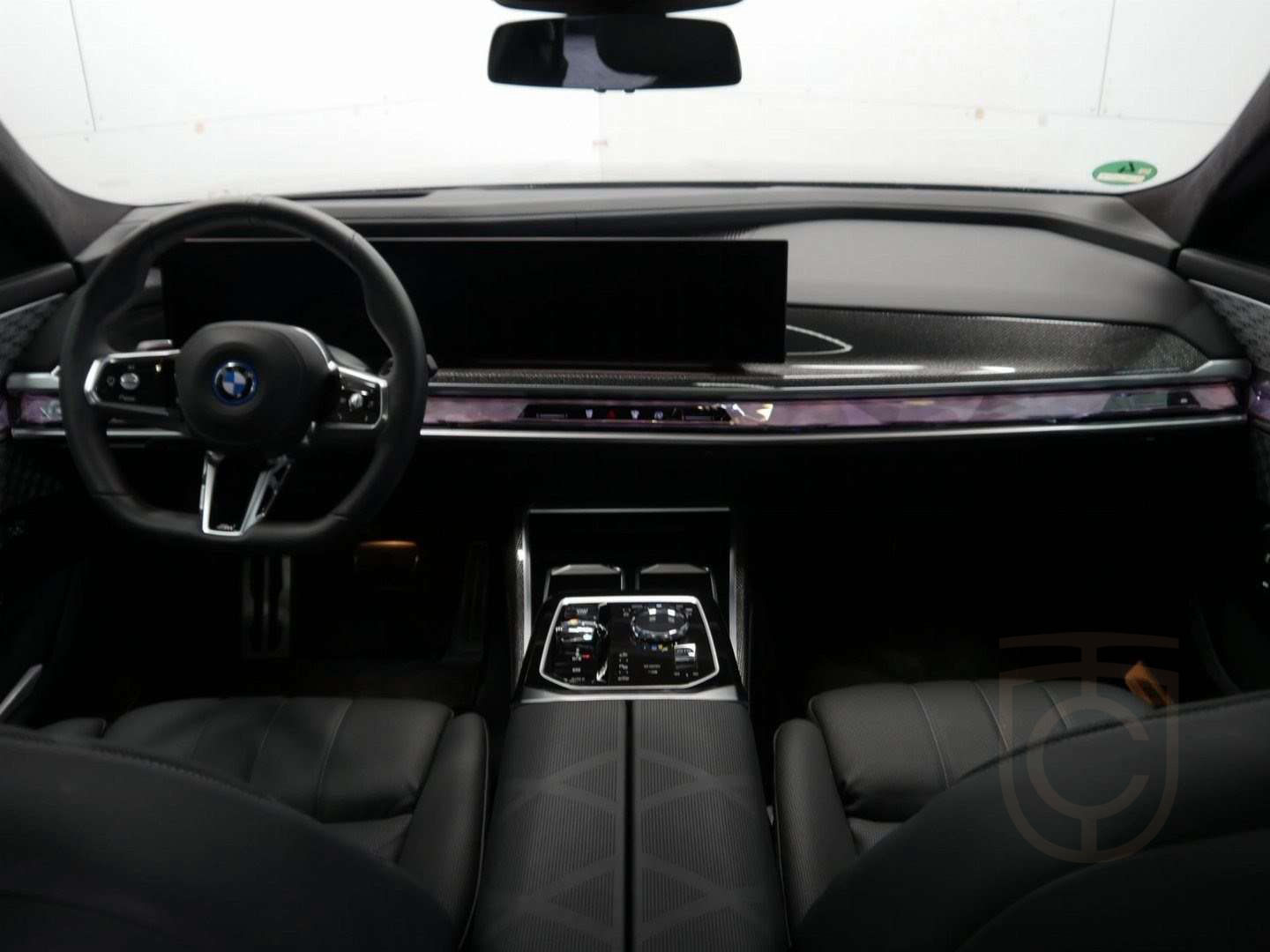BMW i7