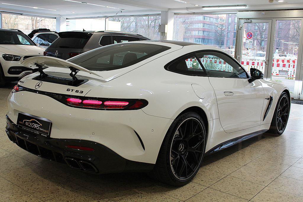 Mercedes-Benz AMG GT 63 4Matic+ Coupe Premium Plus*CARBON/LIFT