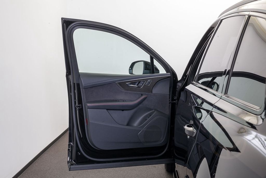 Audi SQ7 competition plus TFSI tiptr. PDC 360°K PANO