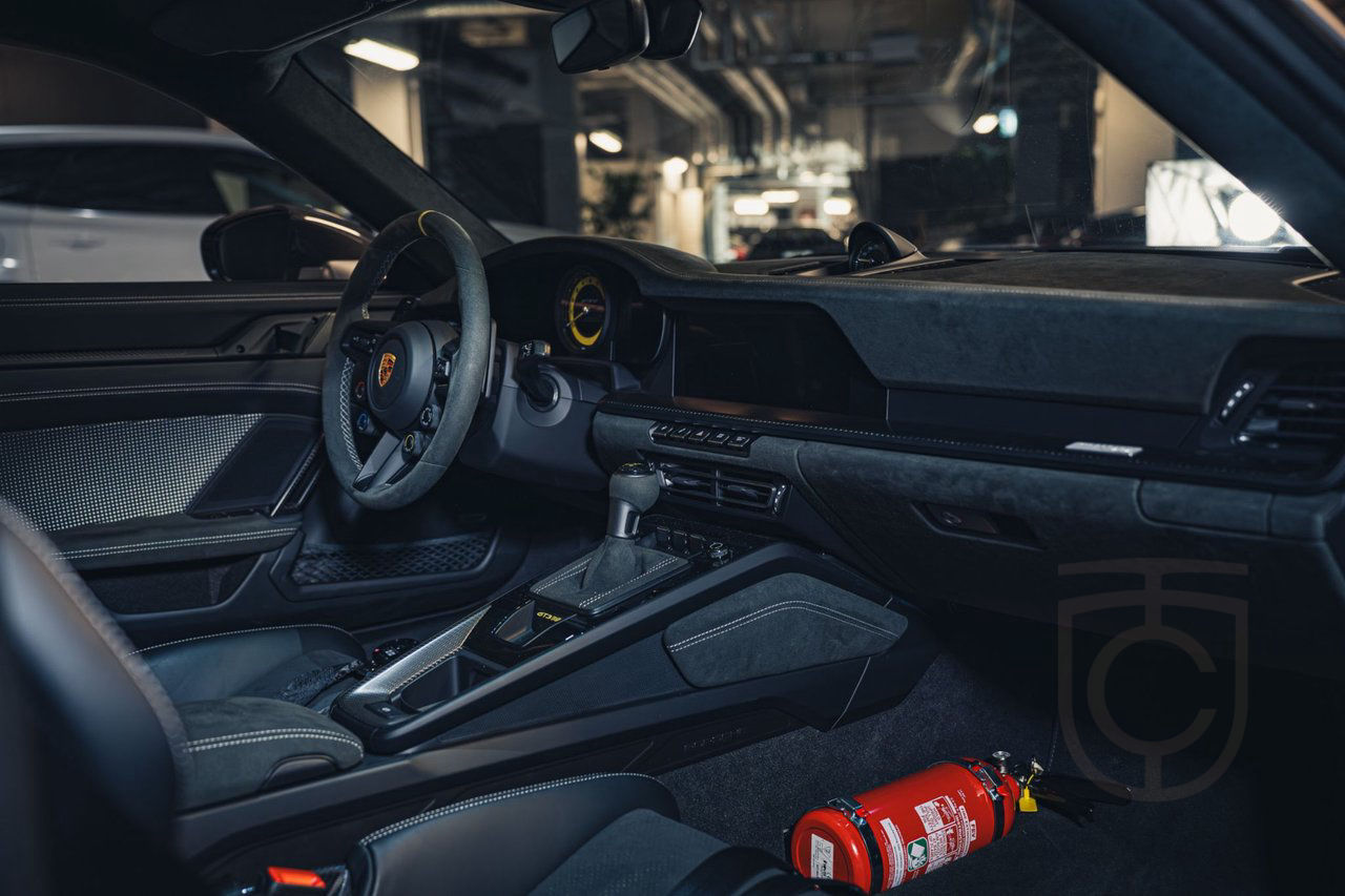 Porsche 911 992 GT3 RS Silver Metallic -