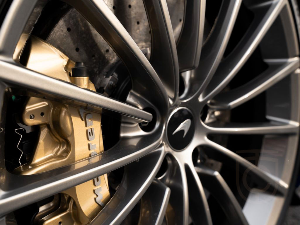 McLaren GT | Bowers & Wilkins | Sports Exhaust