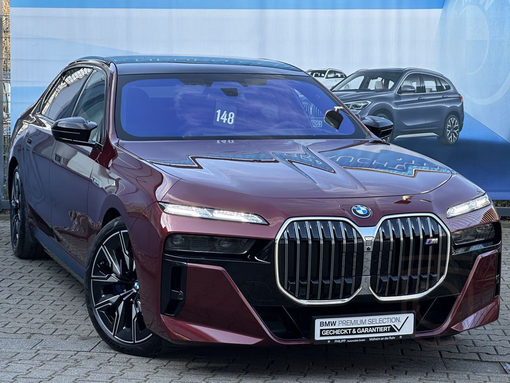 BMW M760e xDrive M Sport Autobahnas Autm.Tür Massage