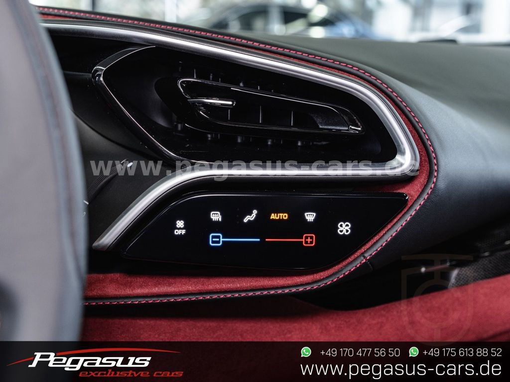 Ferrari 296 GTB *ADAS*LIFT*360*CARBON*RACING SEATS*APPLE