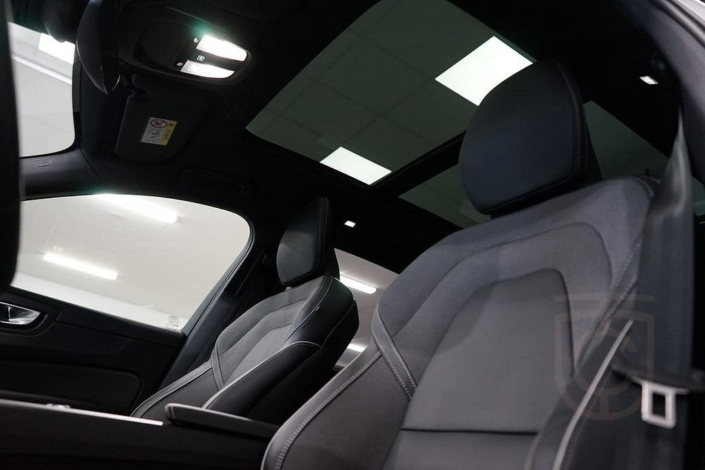 Volvo XC60 T6 Ultra Dark
