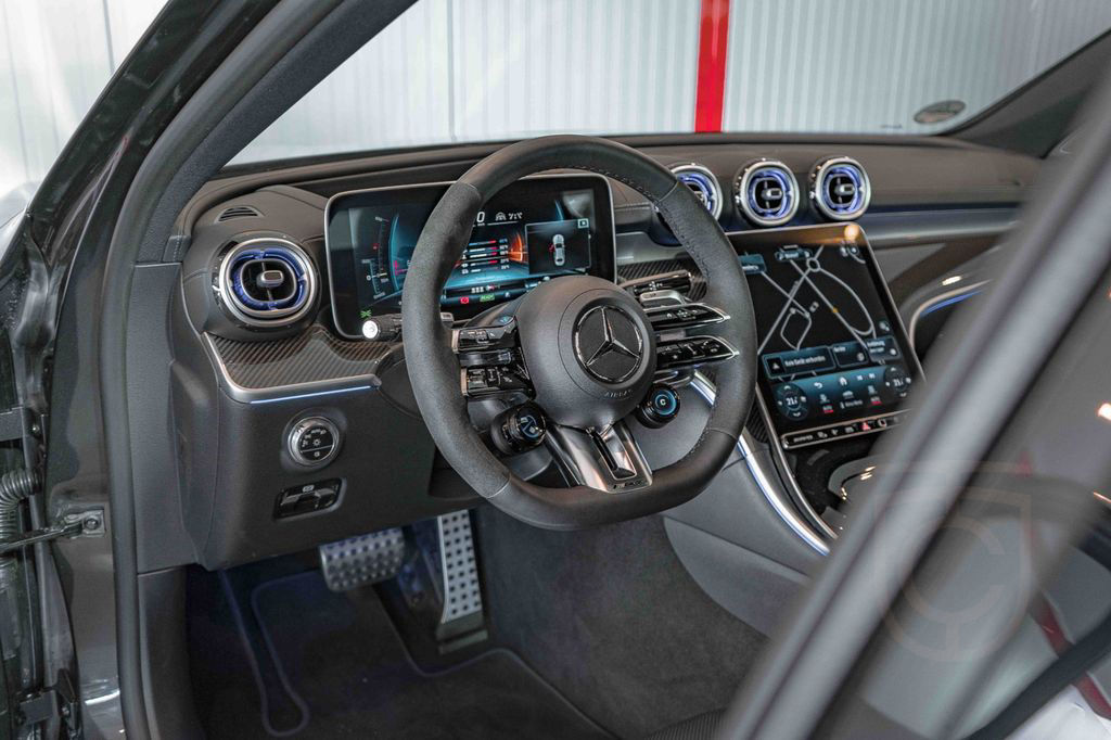 Mercedes-Benz C 63 AMG 4Matic+ S E Performance Carbon Aero HUD