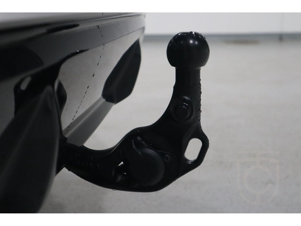 Audi S5 Avant TFSI 270 kW S tronic AHK/Pano/B+O/TechP