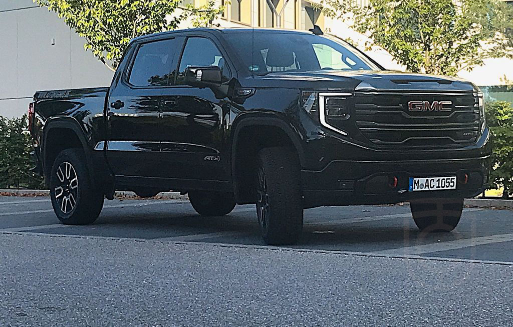 GMC Sierra 1500 AT4 6.2 V8 Offroad*Klappenausp.*360°