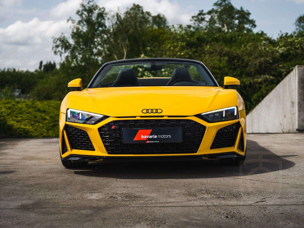 Audi R8 Spyder V10 Performance RWD / Vegas Yellow / B