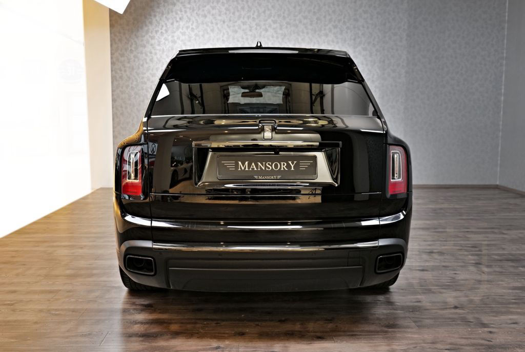 Rolls-Royce Cullinan Black Badge / PANO / MASSAGE / AUDIO