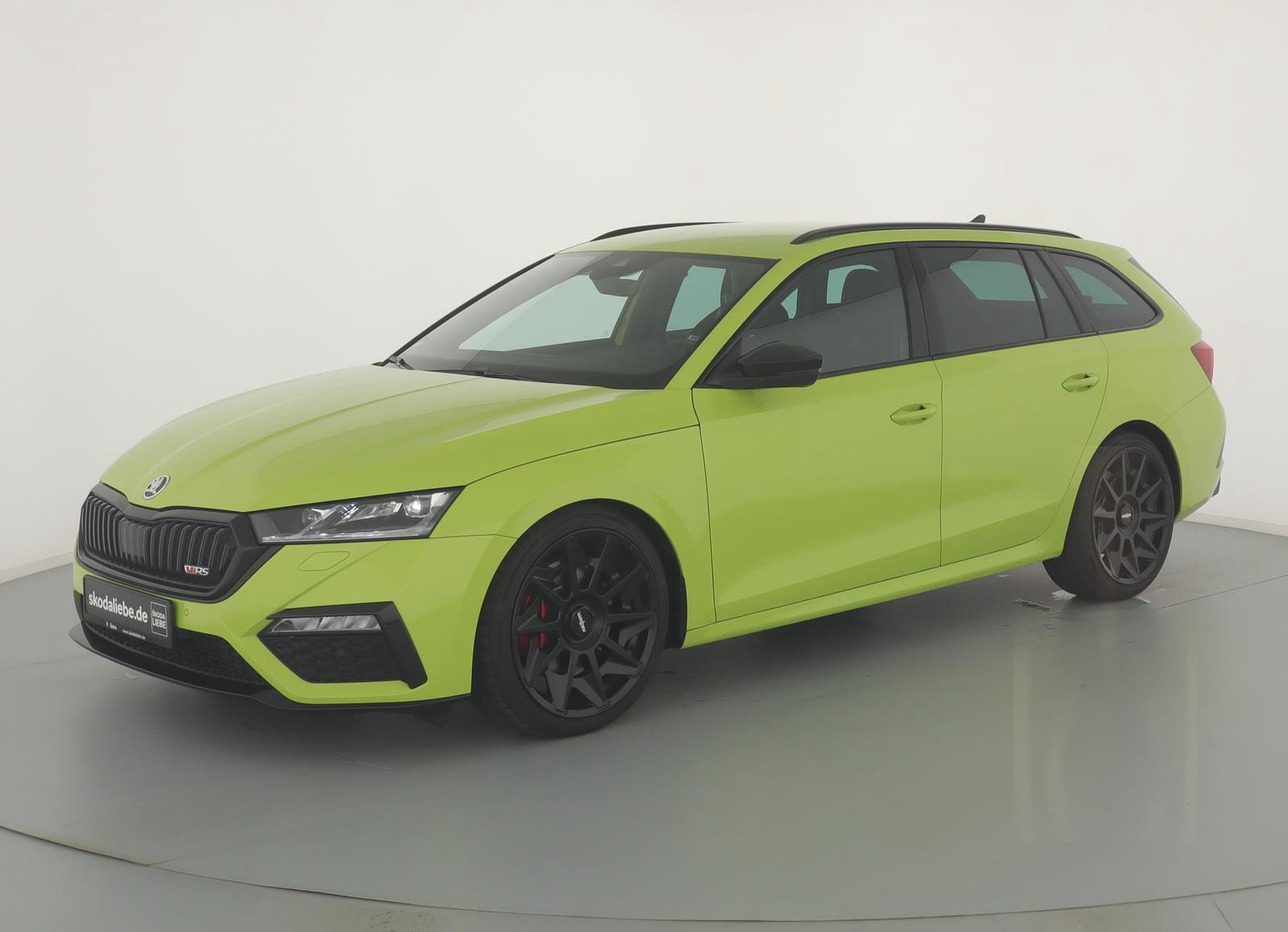 ŠKODA OCTAVIA COMBI RS DSG -ROTIFORM FELGEN-