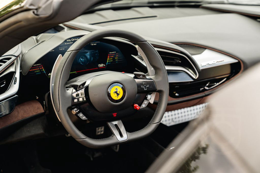 Ferrari SF90 Spider 4.0 V8 | Blu Pozzi | Daytona Seats C