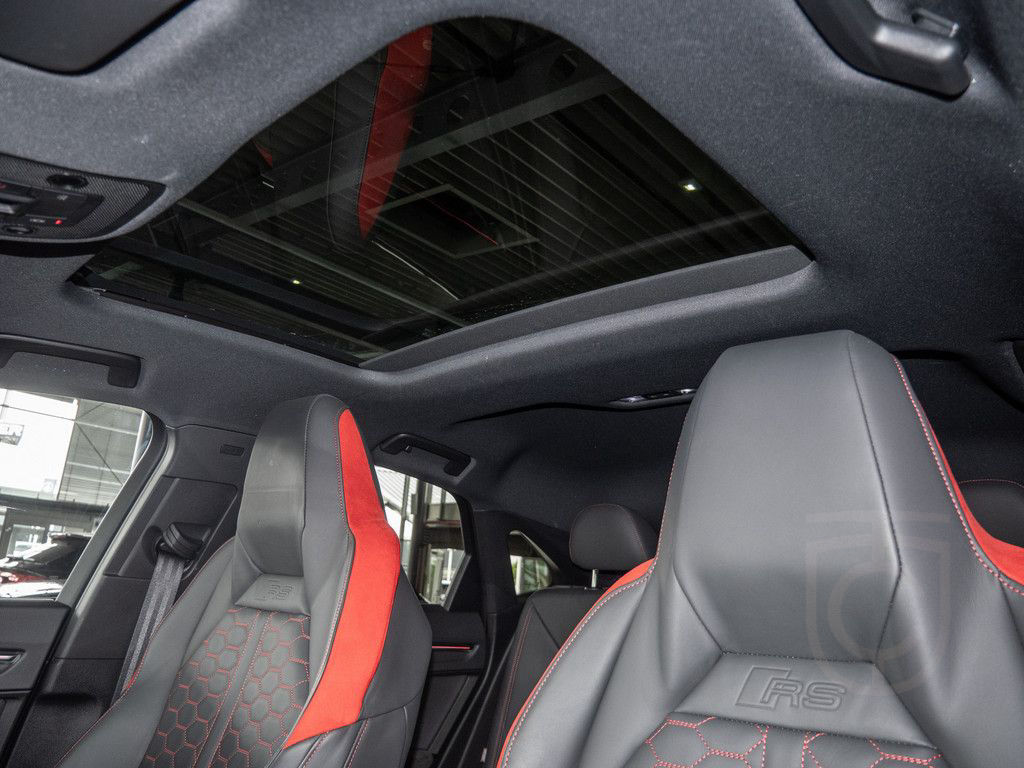 Audi RS Q3 Sportback 2.5 TFSI quattro ACC PANO SONOS