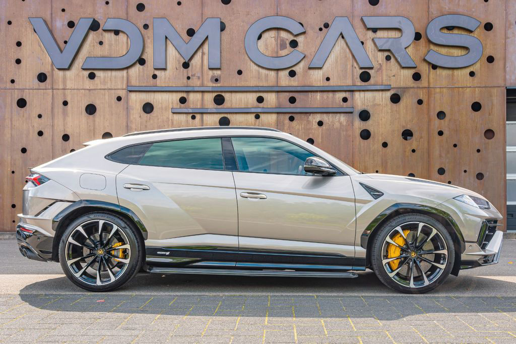 Lamborghini Urus 4.0 V8 S | Style Pack | Massage| B&O|SOFORT