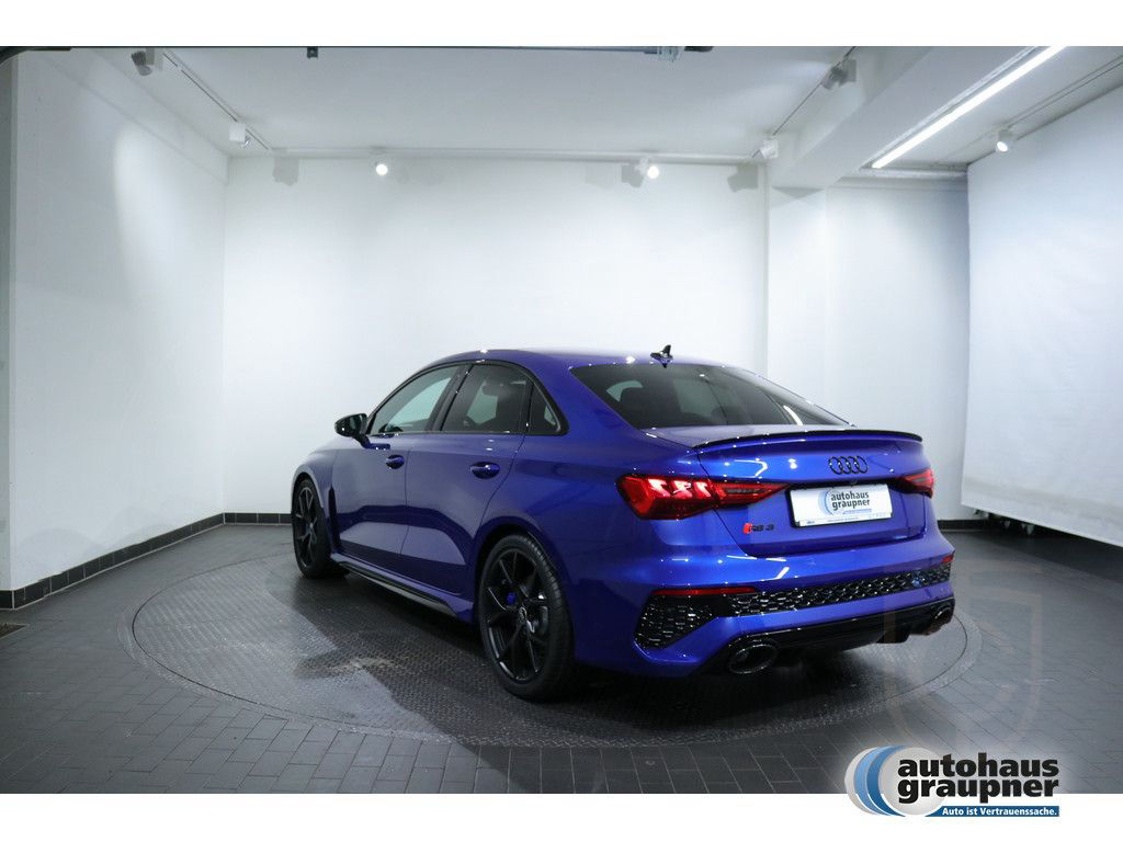 Audi RS3 Limousine 2.5 TFSI Stronic quattro NAVI B&O