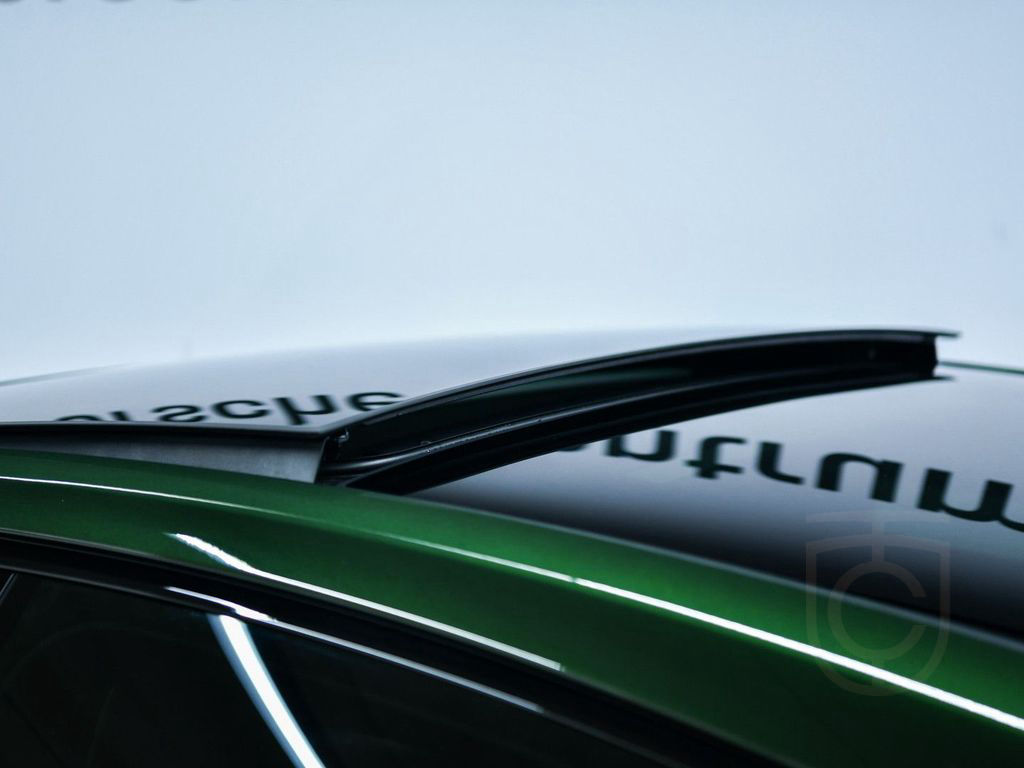 Porsche Panamera 4 E-Hybrid