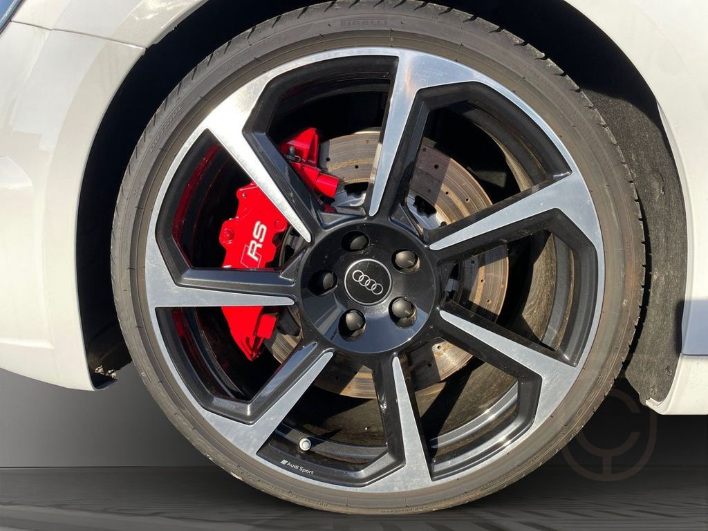 Audi TT RS Coup 294(400) kW(PS) S tronic