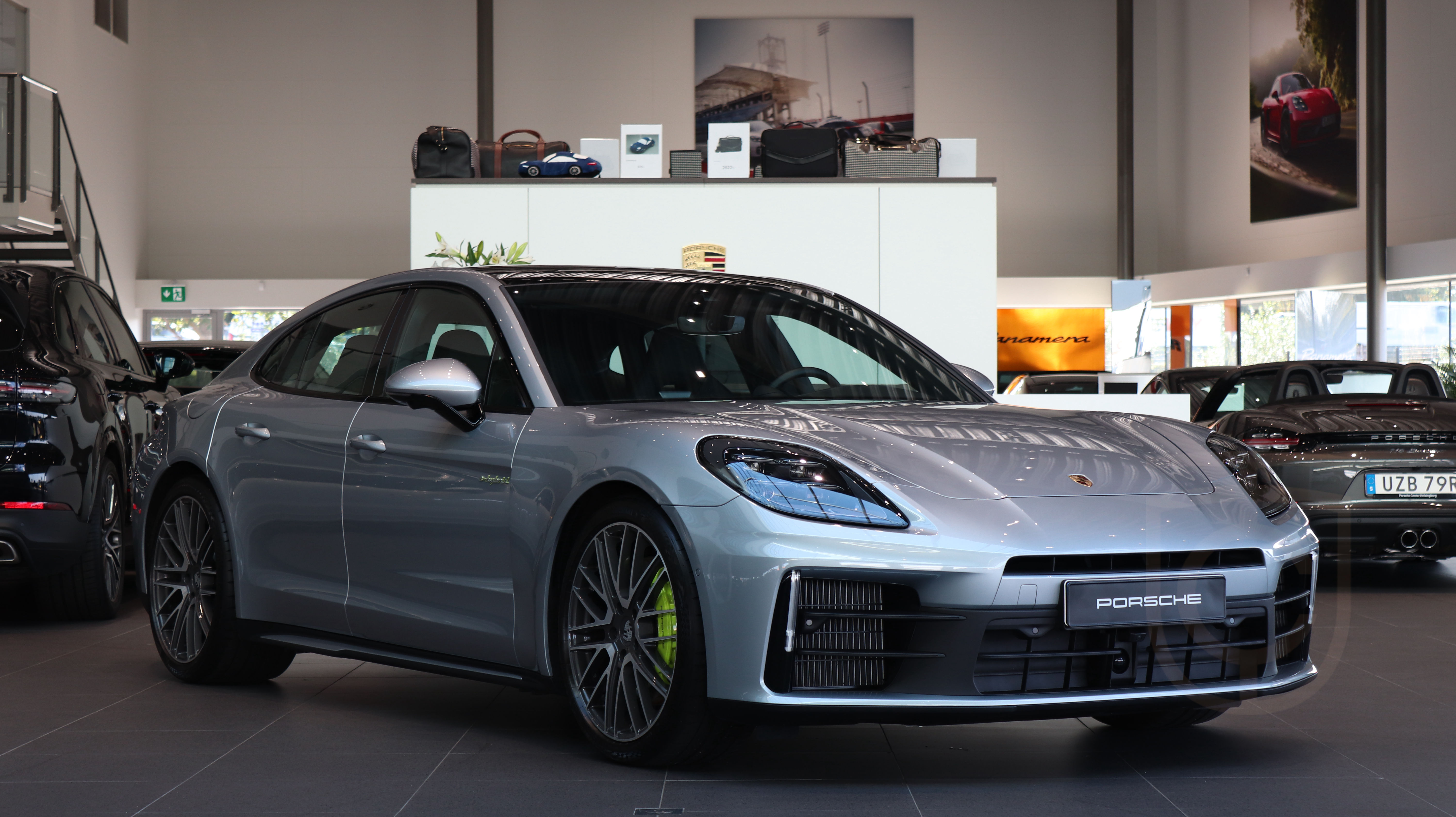 Porsche Panamera 4 E-Hybrid PDK 346kW 2024