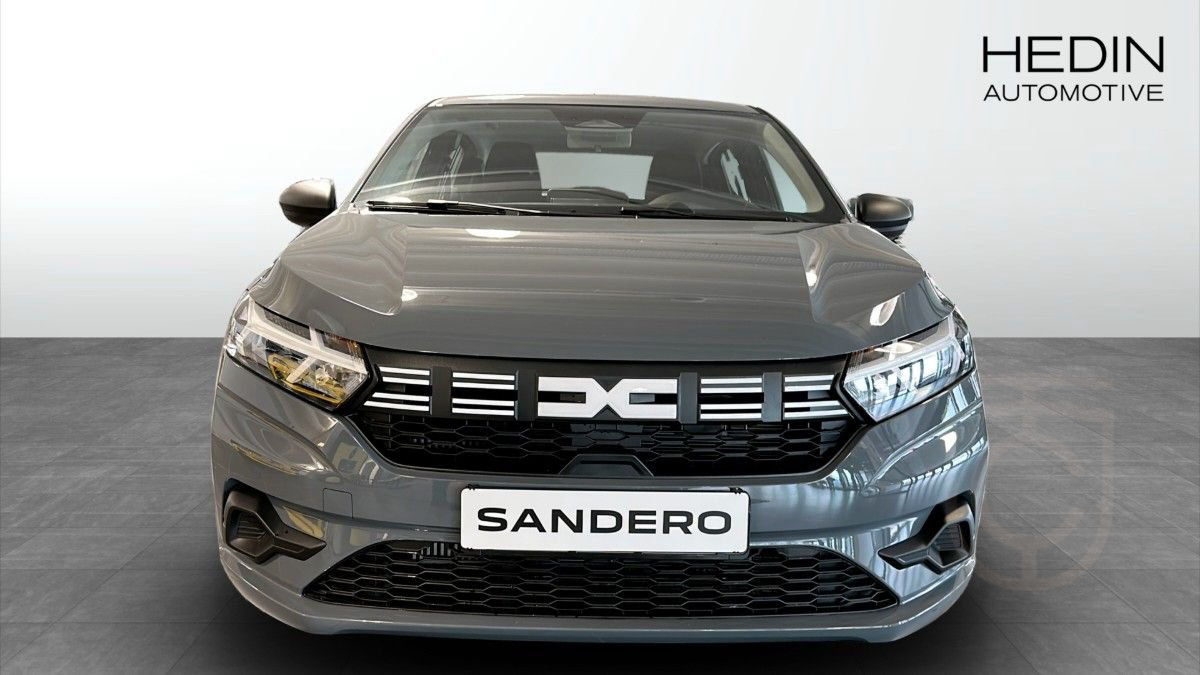 Dacia Sandero SANDERO ESSENTIAL TCE 90 1990:-
