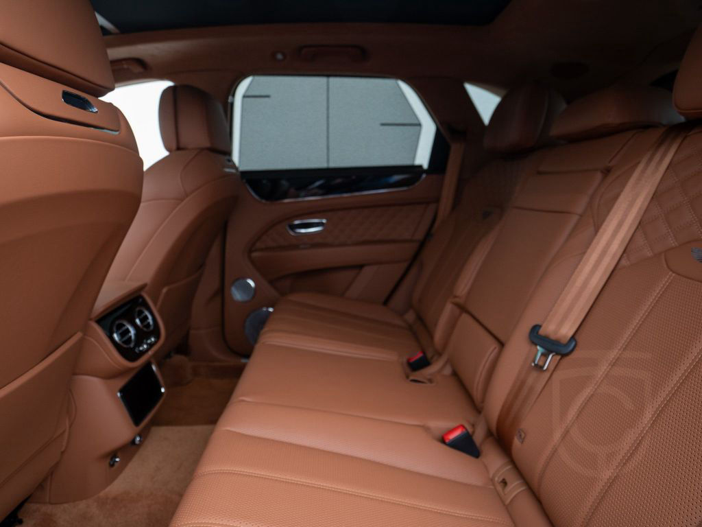 Bentley Bentayga Azure V8