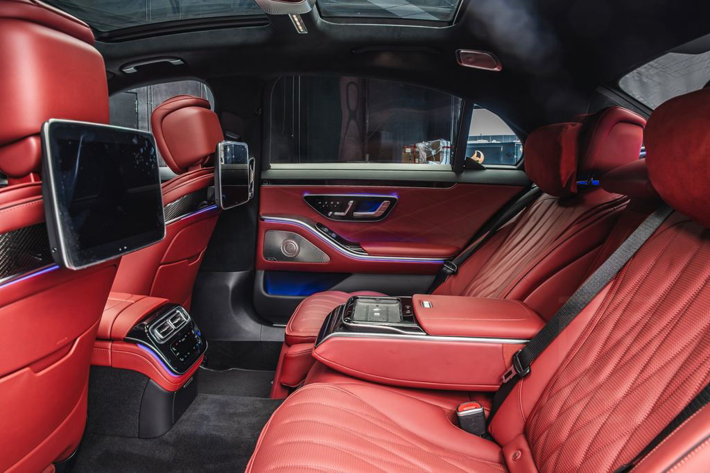 Mercedes-Benz BRABUS B930 Ceramic Brakes+Burmester 4D+Carbon