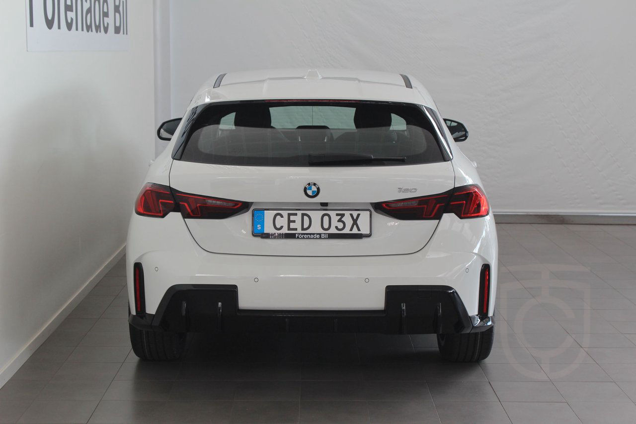 BMW 120 i M Sport Design Automat