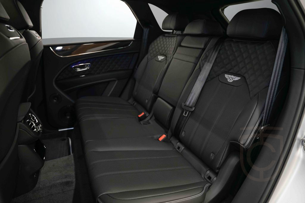 Bentley Bentayga S V8 Extreme Silver Satin