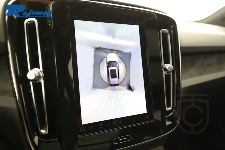 Volvo XC40 Recharge Twin motor