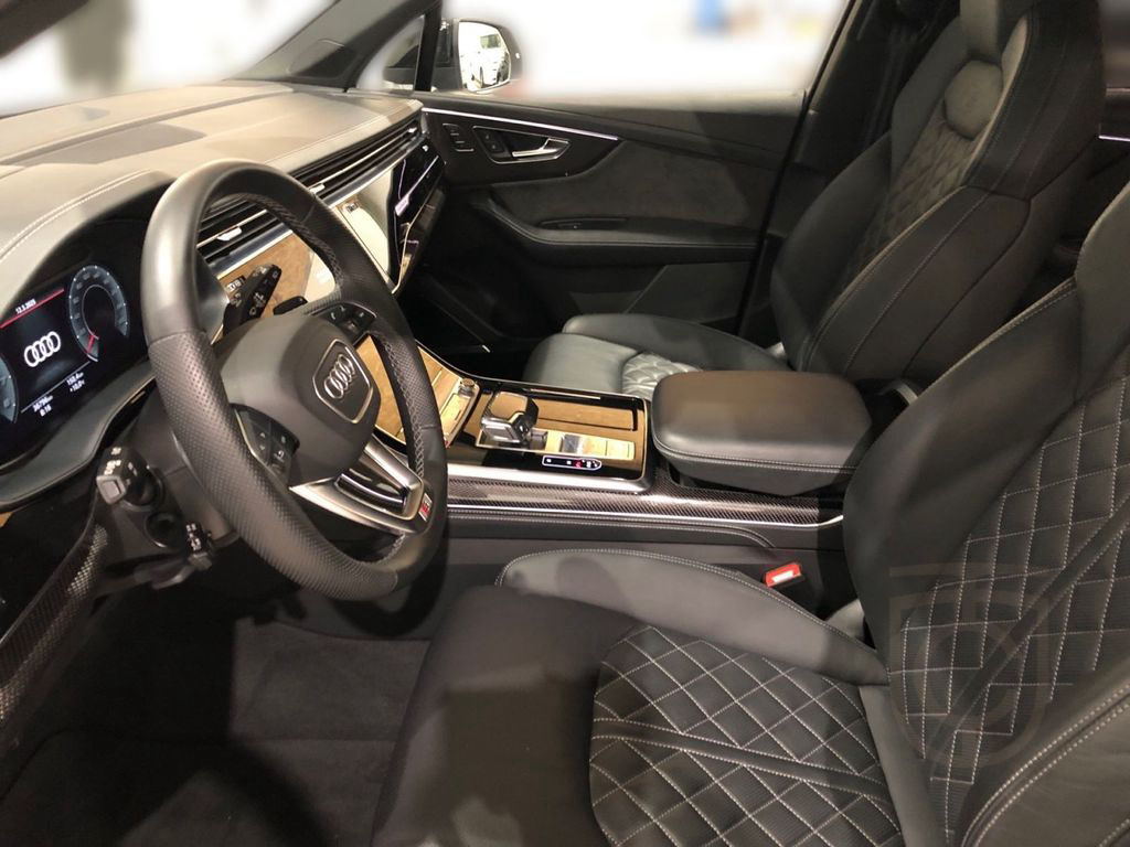 Audi SQ7 TFSI competition plus HuD LASER PANO S-SITZE
