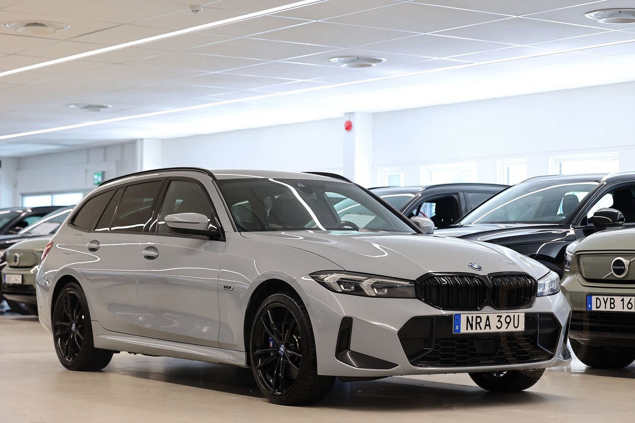 BMW 330e xDrive Touring M Sport Individual Shadow Line