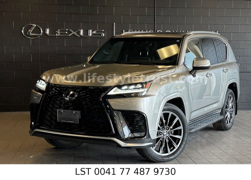Lexus LX 600 F-Sport 4WD - 2023 - € 87.500 T1 EXPORT