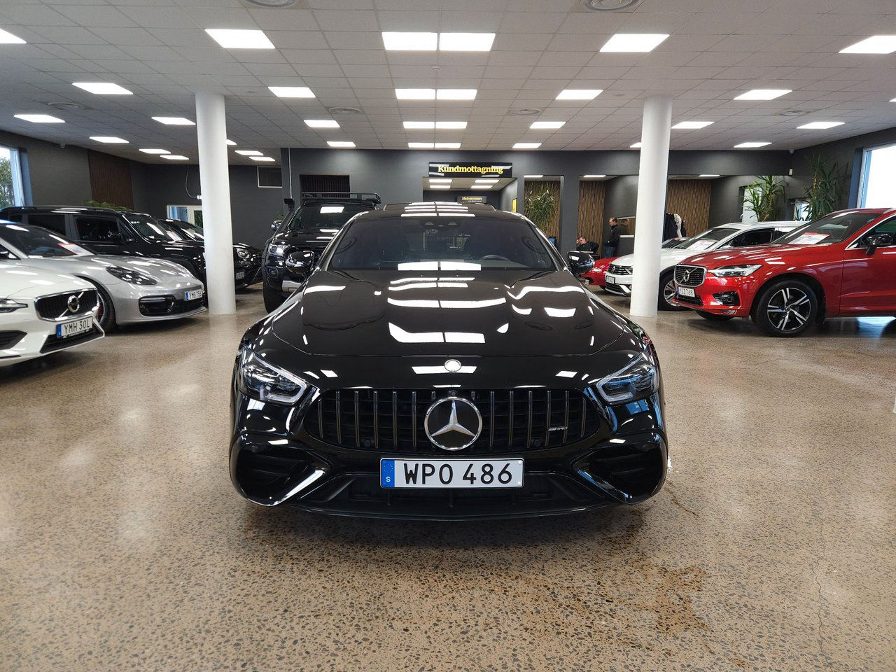 Mercedes-Benz AMG GT 4 43 4MATIC+ Burmester