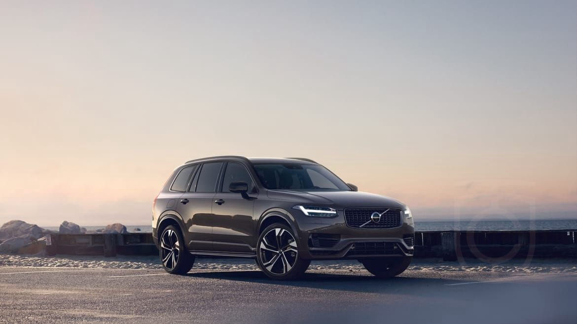 Volvo XC90 T8 Ultra Dark Edition