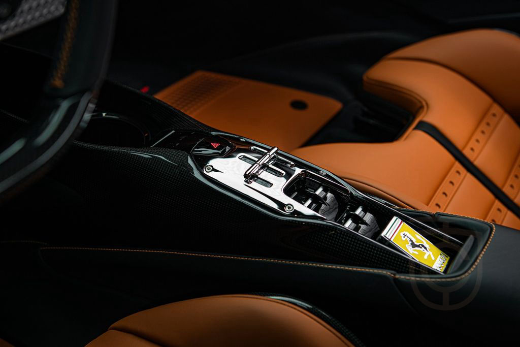 Ferrari SF90 Spider / Full PPF / VAT / 1150 km