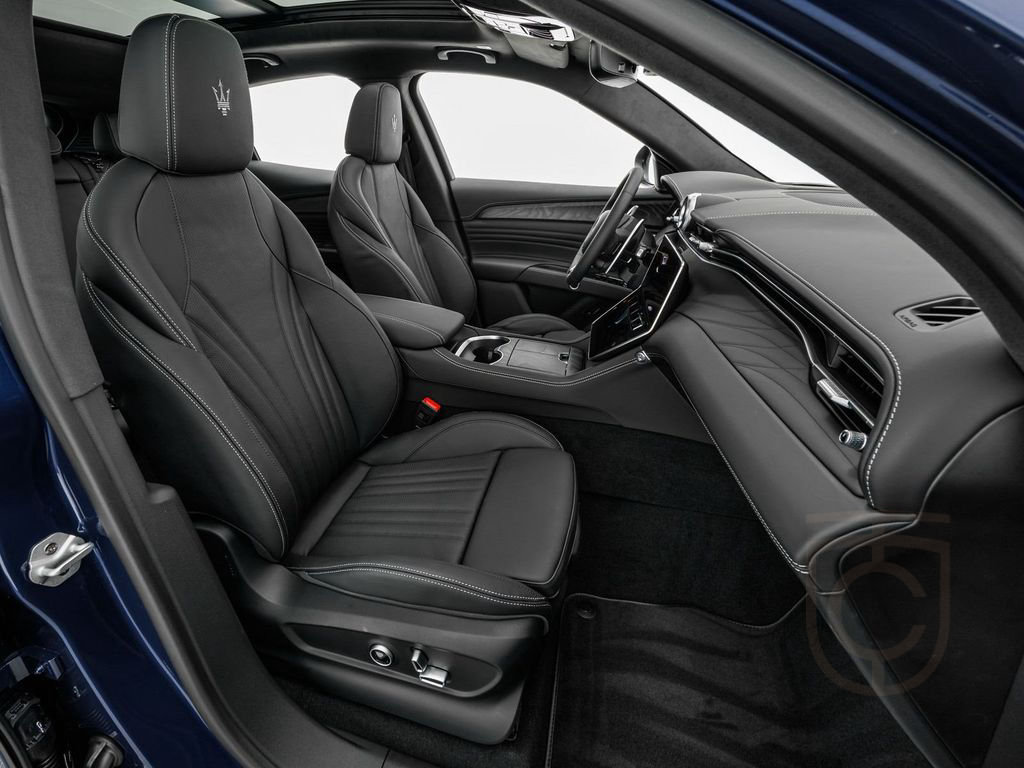 Maserati Grecale Modena SONDERFARBE BLU MODENA + MY25