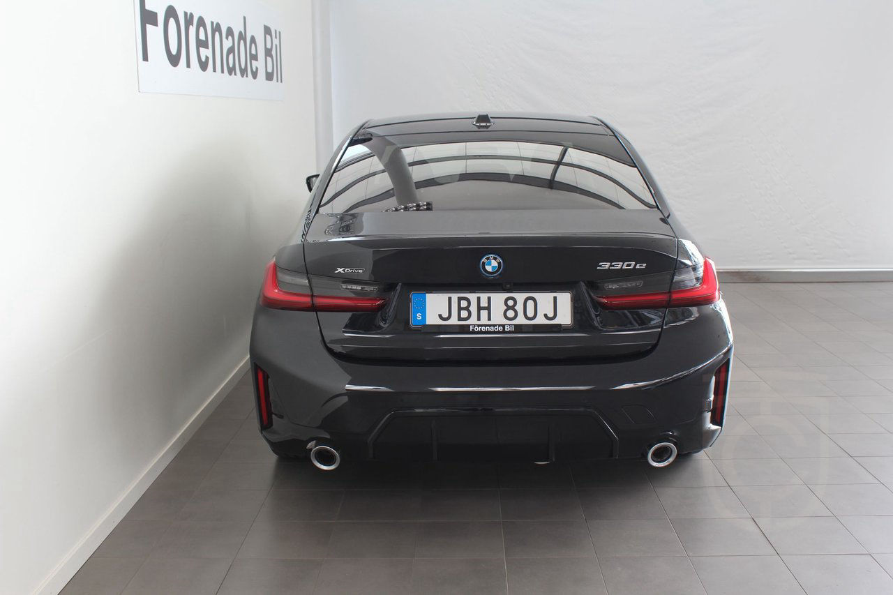 BMW 330e xDrive Sedan M Sport