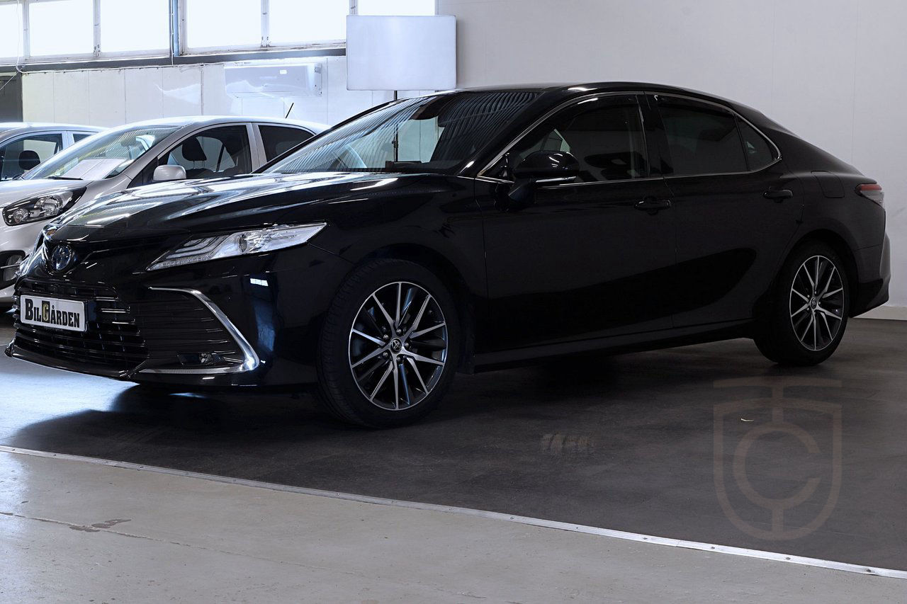 Toyota Camry Hybrid CVT Executive