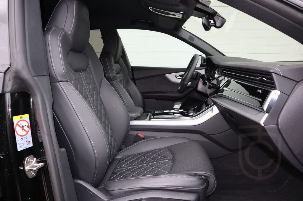 Audi SQ8 V8 FACELIFT-NEUES MODELL BLACK-PAKET/RAUTE
