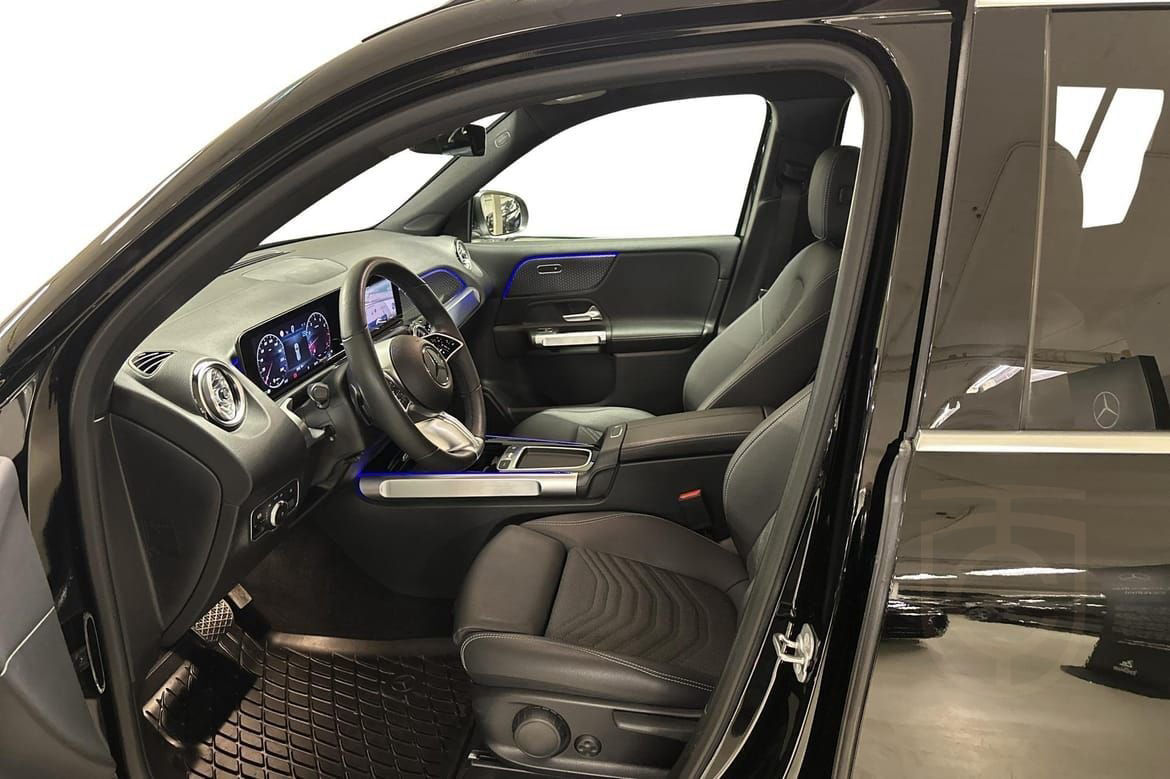 Mercedes-Benz GLB 200
