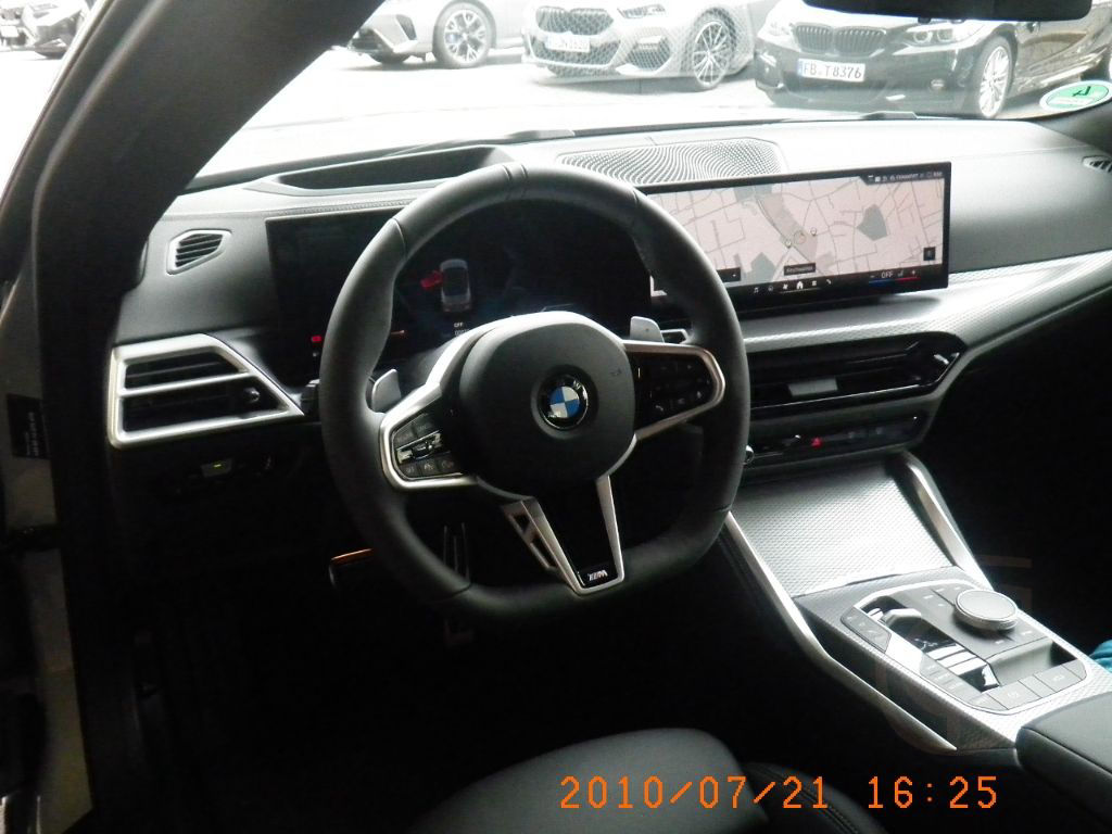 BMW 420 i Cabrio Sportpaket Navi Digitales Cockpit M