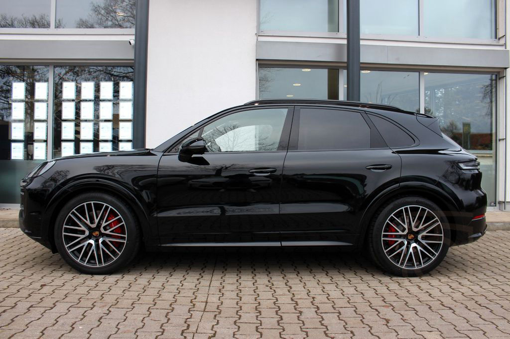 Porsche Cayenne Coupe GTS /PDCC/ STANDHZG./ BURMESTER HE