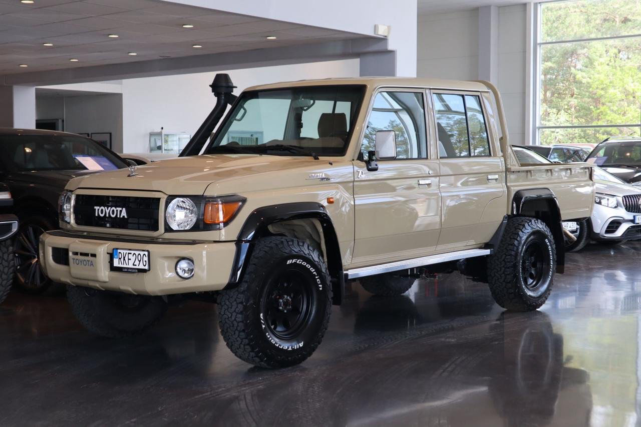 Toyota Land Cruiser LIMITED VX V6 4.0L 70-jubileumsmodell