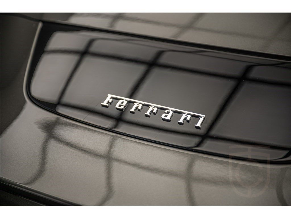 Ferrari ROMA SPIDER V8 4.0 620CH