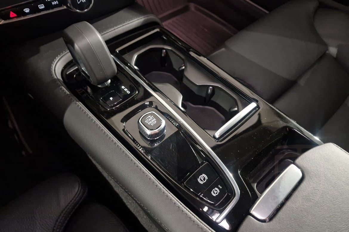 Volvo V60 T6 Plus Dark