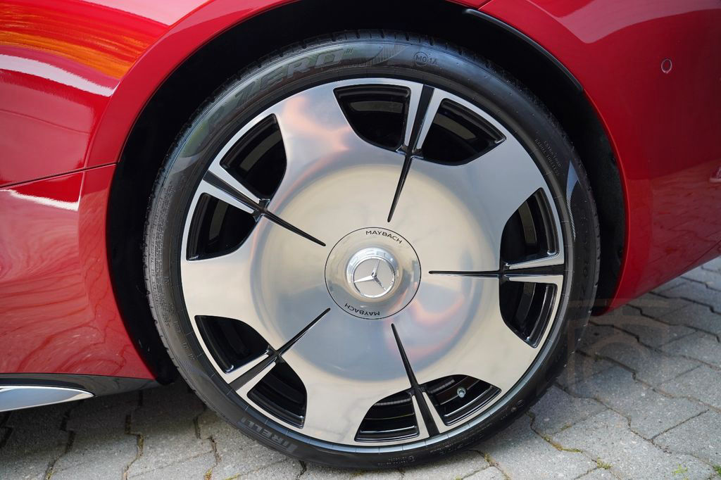 Mercedes-Benz SL 680 Maybach 4Matic Monogram