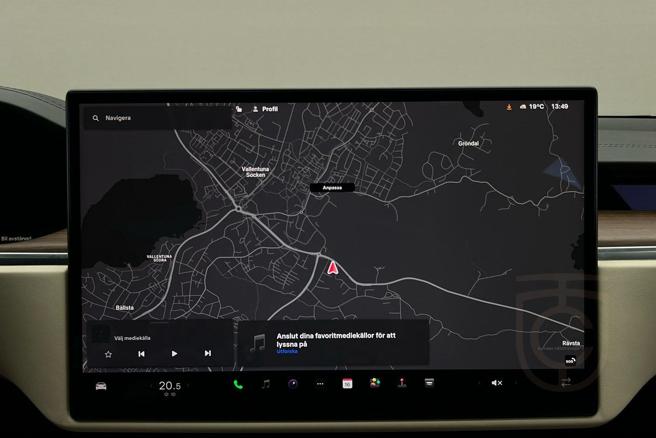 Tesla Model S AWD Yoke