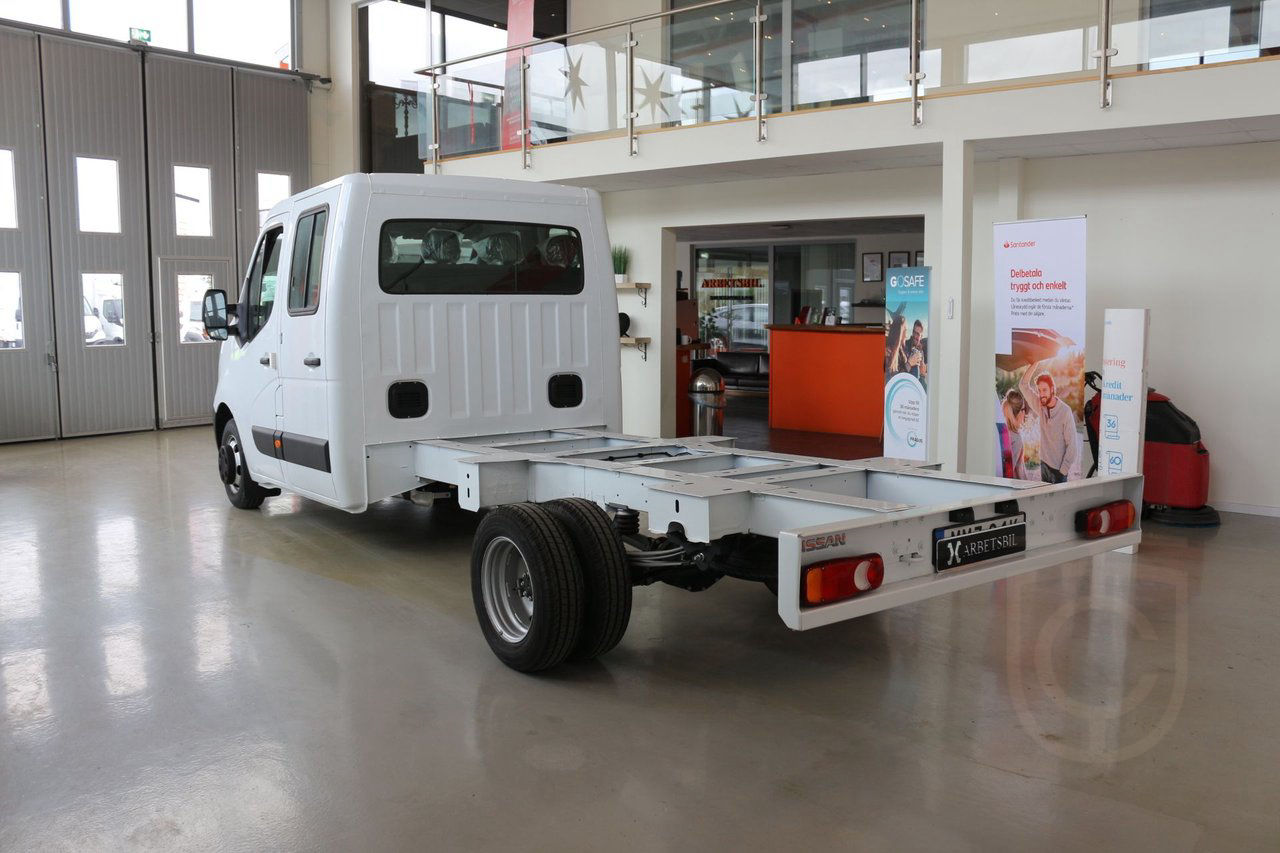 Nissan Interstar